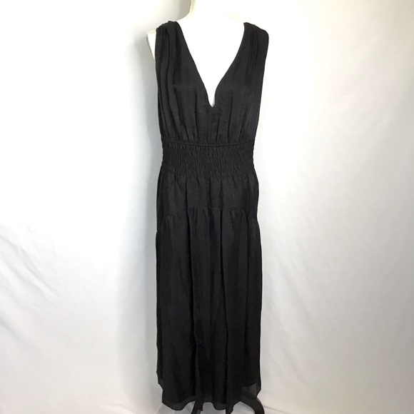Vince Dresses & Skirts - Vince Women's Sleeveless V Neck Smocked Dress

Size: 3X 3TG